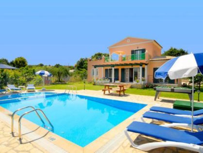 Charming Villa near the beach in Corfu