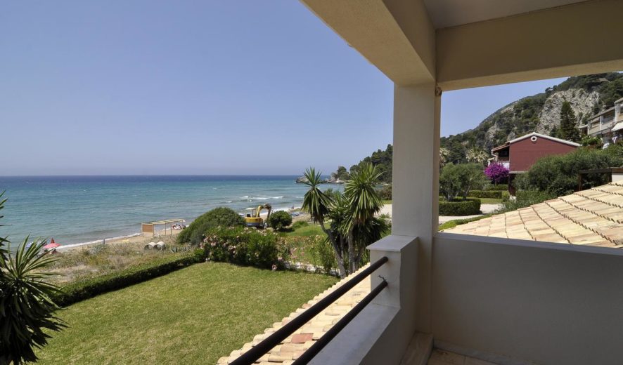 Sea front Villa in Corfu