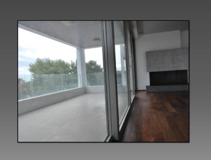 Glyfada Contemporary Apartment