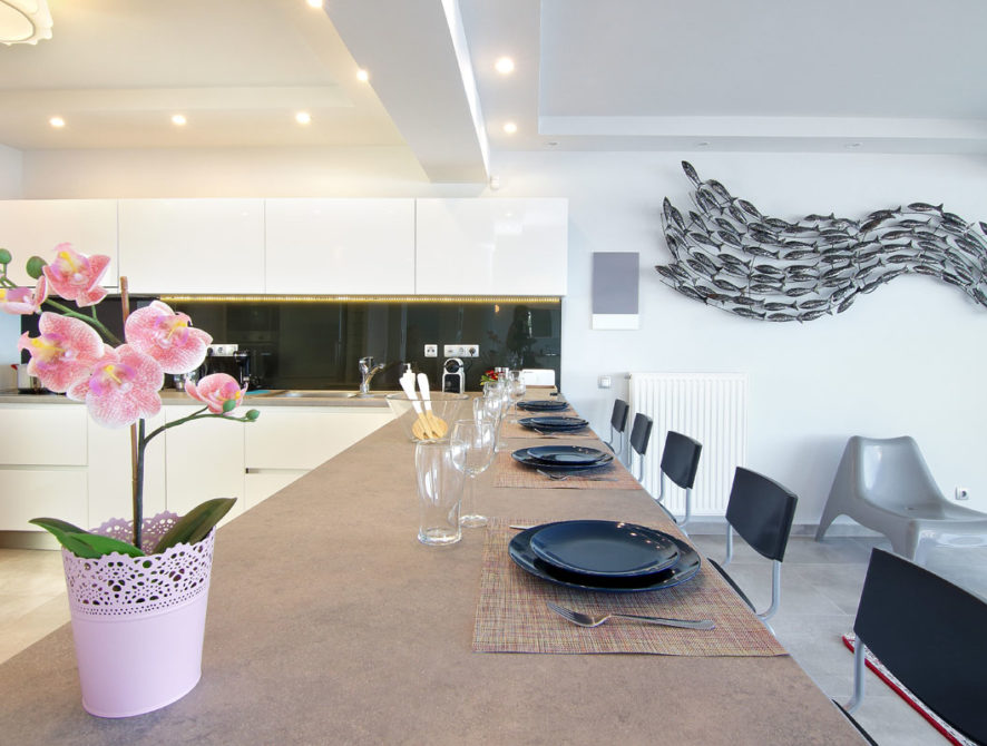 LIVING-AREA-1F-1