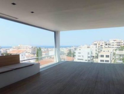 Contemporary Maisonette in Ano Voula with Sea View